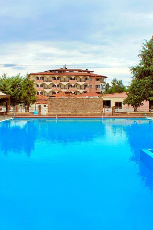 Chris & Eve Mansion Hotel Komotini Bagian luar foto